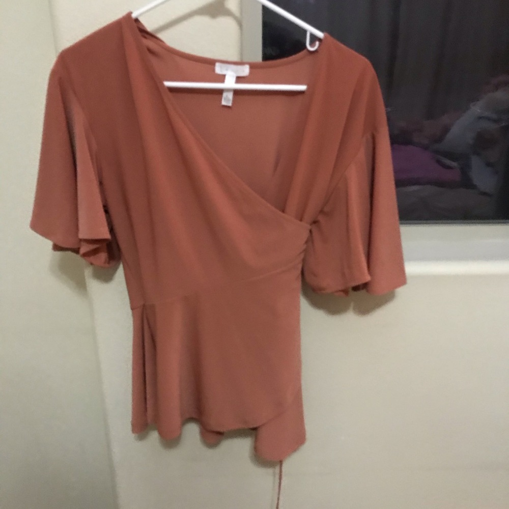 women’s dress shirt